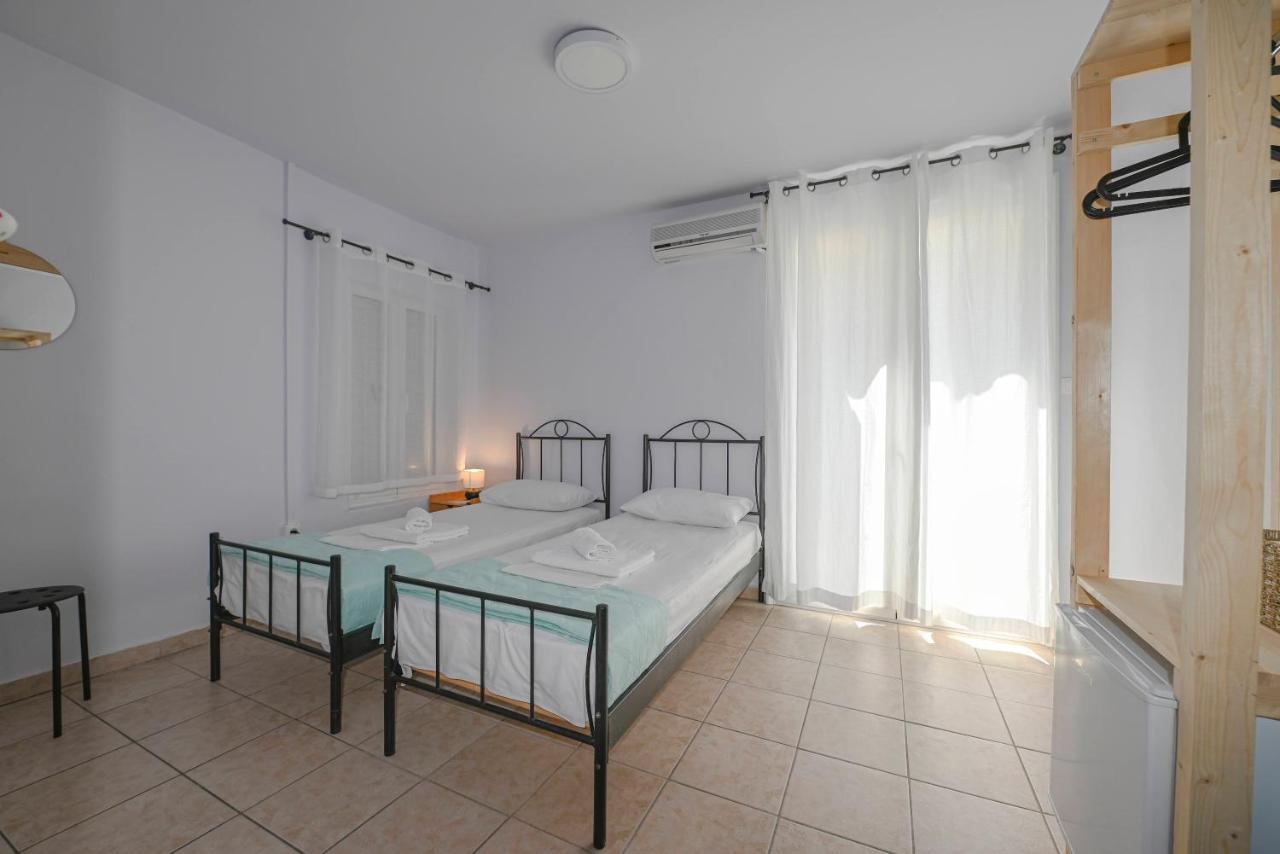 Tínos Hermes Rooms מראה חיצוני תמונה